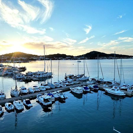 Seaview Daire Sveti Filip i Jakov Dış mekan fotoğraf