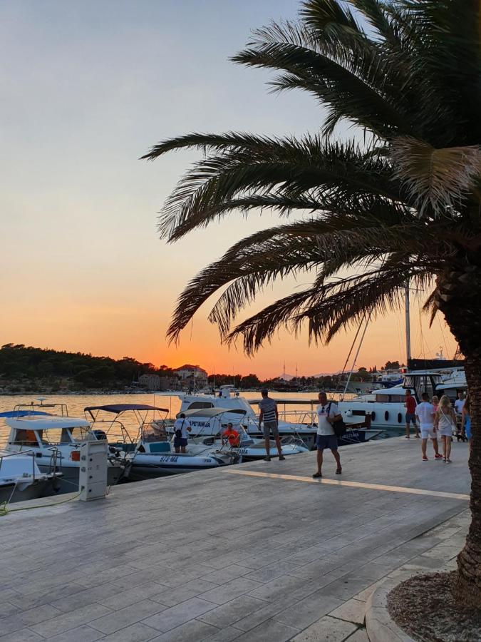 Seaview Daire Sveti Filip i Jakov Dış mekan fotoğraf